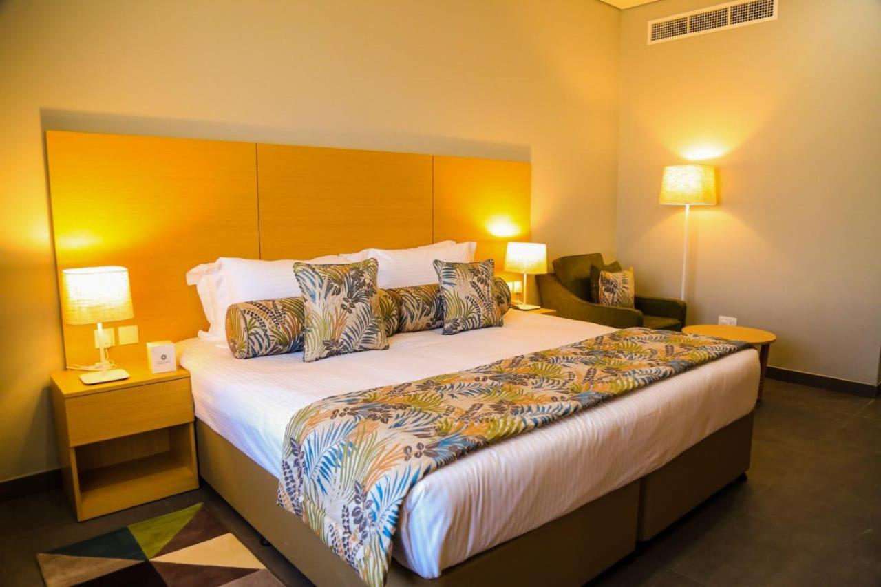 Ayla Ibri Hotel Bagian luar foto